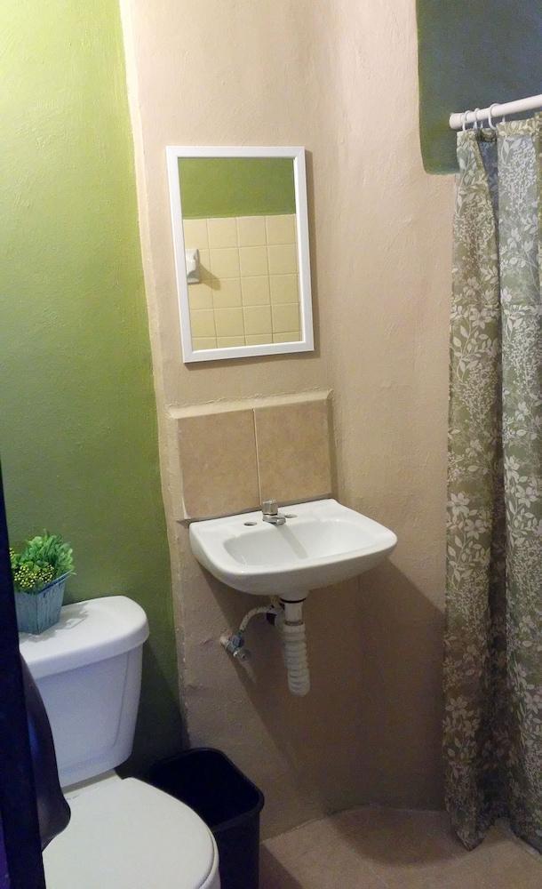 Maya Cha'An Guesthouse Канкун Екстериор снимка