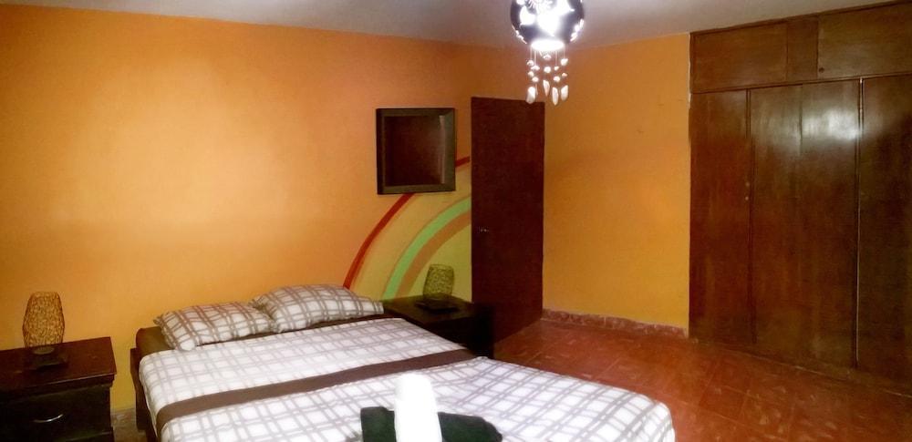 Maya Cha'An Guesthouse Канкун Екстериор снимка